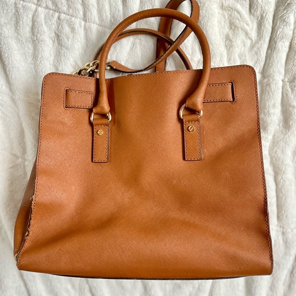 Michael Kors Cognac Leather Shoulder Bag with Key RETAIL: 250-550+ - Picture 4 of 7